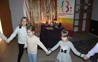 Andrzejkowa zabawa dla dzieci we Wrzącej 29.11.2021r.  14