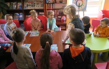 Spotkanie Bibliotecznego Klubu Maluszka marzec 2022 8