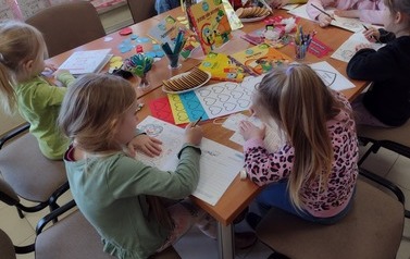 Uczymy się pomagać z Fenkiem - DKK dla dzieci we Wrzącej 5