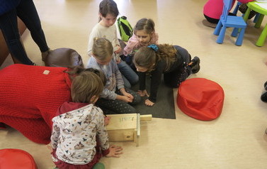 Biblioteczny Klub Maluszka w ogrodzie 8