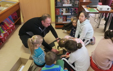 Biblioteczny Klub Maluszka w ogrodzie 14