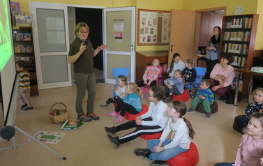 Biblioteczny Klub Maluszka w ogrodzie 20