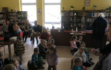 Biblioteczny Klub Maluszka w ogrodzie 23