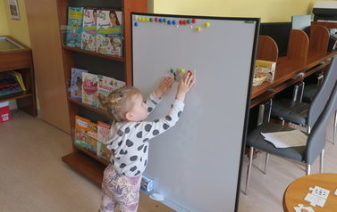Lekcja biblioteczna z przedszkolakami -10.05.2022 4