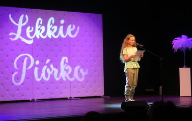 VII Turniej Poetycki Tw&oacute;rczości Własnej Dzieci i Młodzieży "Lekkie Pi&oacute;rko" 11