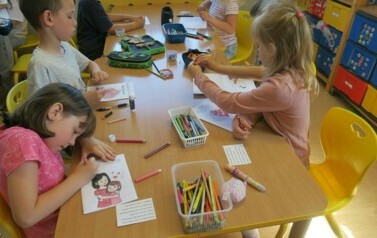 Majowe spotkanie Dyskusyjnego Klubu Książki dla Dzieci w GBP w Kobylnicy  3