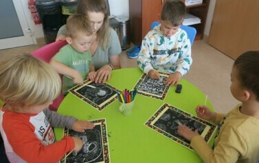 Kosmiczna przygoda -Kreatywna sobota w Kobylnicy  6