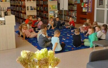 Październikowy Dyskusyjny Klub Książki dla Dzieci  w Kobylnicy  5
