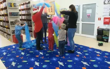 Zimowe zabawy podczas Kreatywnej soboty w Kobylnicy  4