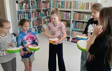Klub Przyjaci&oacute;ł Biblioteki - Spotkanie w filii w Kwakowie 4