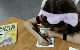 Światowy Dzień Publicznego Czytania Komiks&oacute;w w świetlicy wiejskiej w Kwakowie