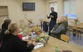 Projekt Koło się toczy Kobiety kręcą wieś pierwsze spotkanie warsztaty autoprezentacji w Łosinie