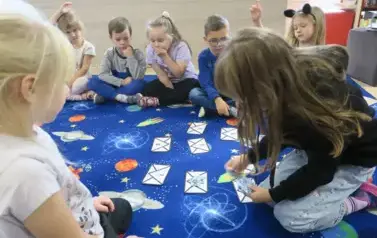 Październikowy Dyskusyjny Klub Książki dla dzieci w Kobylnicy  4