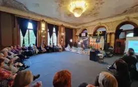 Warsztaty wystąpienia w praktyce - Finał projektu Koło się toczy Kobiety kręcą wieś Pałac w Damnicy