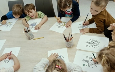 Zajęcia dla Oddziału Przedszkolnego w Kwakowie na podstawie książki Mała gwiazdka