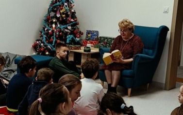 Zajęcia biblioteczne z Dzieci z Bullerbyn w Filii w Kwakowie