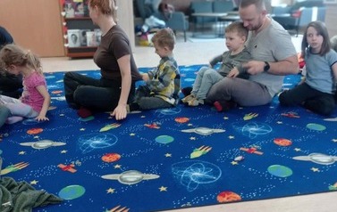 Biblioteczny Klub Maluszka w Kobylnicy-warsztaty logorytmiczne  2