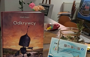 Klub Przyjaci&oacute;ł Biblioteki w świetlicy wiejskiej w Kwakowie Dzień Mężczyzn