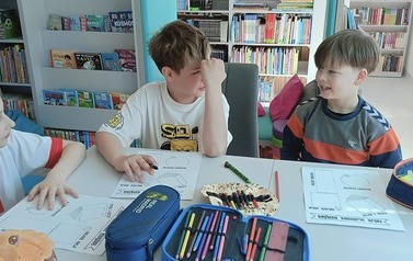 Filia w Kwakowie zajęcia biblioteczne z okazji Światowego Dnia Książki i Praw Autorskich we wsp&oacute;łpracy z biblioteką szkolną SP im. Polskich Olimpijczyk&oacute;w w Kwakowie