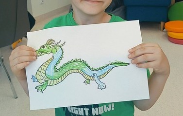 Dzieciaki świata Martyny Wojciechowskiej inspiracją do świętowania Dnia Dziecka w Filii w Kwakowie przez grupę Krasnali z Oddziału Przedszkolnego w Kwakowie