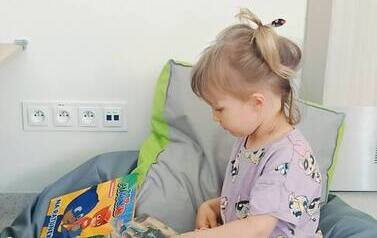 Oddział Przedszkolny w Filii w Kwakowie zajęcia literacko-plastyczne z okazji Dnia Mamy (2)