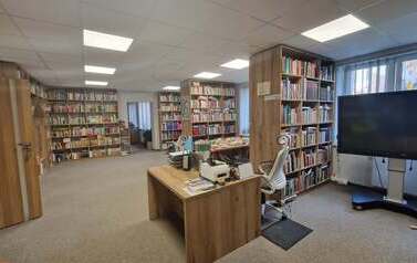 Wizyta bibliotekarki z Biblioteki Publicznej w Kobylnicy w Gminnej Bibliotece Publicznej w Kościelisku w ramach projektu Bibliorasmus
