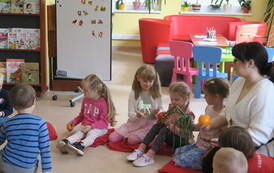 Zajęcia biblioteczne dla 4-latk&oacute;w w Kobylnicy - 17.05.2022 4