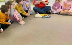 Biblioteka z wizytą w Słonecznikowym Przedszkolu w Kobylnicy  2