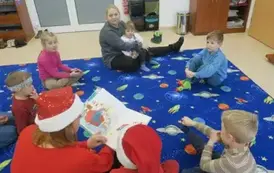 Zimowe zabawy podczas Kreatywnej soboty w Kobylnicy  10