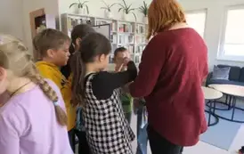 Goście w bibliotece w Kobylnicy 1