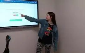 Angielski w Pracowni Wielojęzyczności - 2025 12