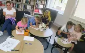 Warsztaty fryzjerskie w BP w Kobylnicy na podstawie książki J. Muhlego