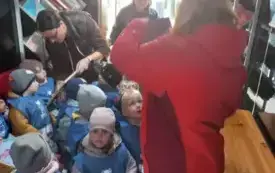 Bibliobusowe zajęcia literacko-plastyczne dla dzieci z Przedszkola Cavallo w Bolesławicach