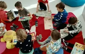 Pierwsza wizyta w maluszk&oacute;w z Oddziału Przedszkolnego w Kwakowie w Filii w Kwakowie