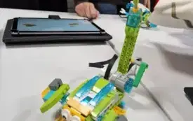 Zajęcia kreatywne Lego Education w Filii w Sycewicach