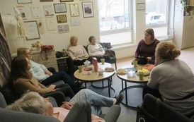 DKK dla dorosłych w BP w Kobylnicy om&oacute;wienie książki K. Wężyk Zuchwałe. Kobiety, kt&oacute;re chciały więcej