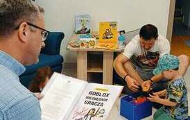 Akcja czytelnicza #TataTeżCzyta 2026 w ramach Klubu Przyjaci&oacute;ł Biblioteki w Filii w Kwakowie