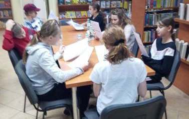 Pierwsze spotkanie bibliotecznej ekipy - Sycewice 2