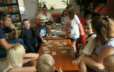 Lipcowe zajęcia z cyklu- Kreatywna sobota w Kobylnicy  12