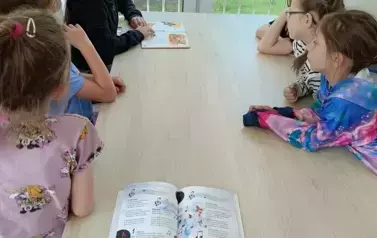 Klub Przyjaci&oacute;ł Biblioteki - Spotkanie w filii w Kwakowie 5