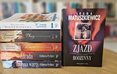 Nowości książkowe w Bibliotece Publicznej w Kobylnicy dział Duże Litery