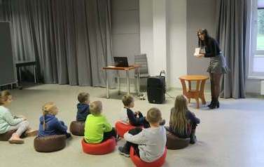 Biblioteczny Klub Maluszka w listopadzie 2021 3
