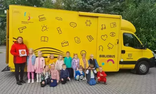 Dzień Kropki 2025 dla dzieci z oddziałów przedszkolnych w Słonecznikowym Przedszkolu w Kobylnicy