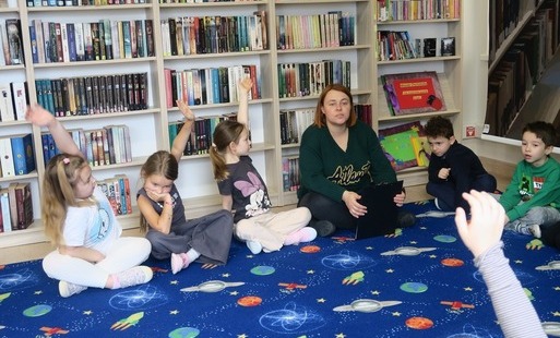 Biblioterapia dla smyka Biblioteka Publiczna w Kobylnicy Międzynarodowy Dzień Lasów