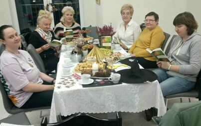 Zdjęcie do Listopadowe spotkanie Dyskusyjnego Klubu Książki w Kwakowie